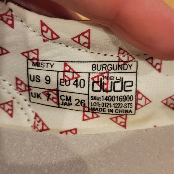 Hey Dude Burgundy Misty Slip-On Loafer Size 9 - Picture 12 of 12